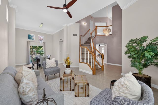7280 N Cecelia Avenue, Fresno, CA 93722
