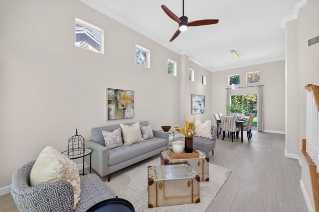 7280 N Cecelia Avenue, Fresno, CA 93722