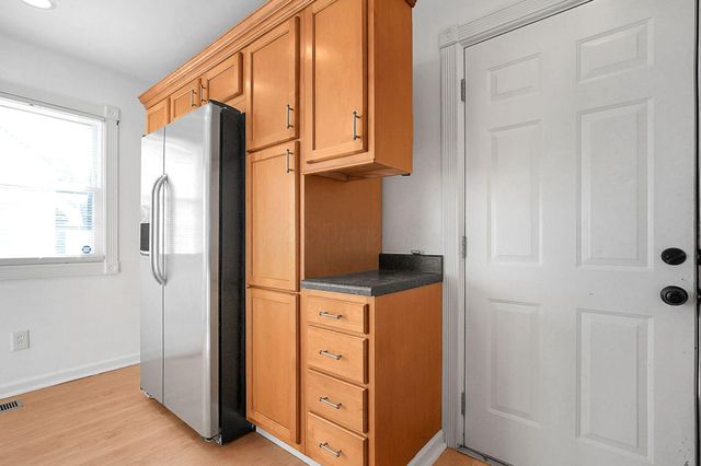 1279 Carolyn Avenue, Columbus, OH 43224