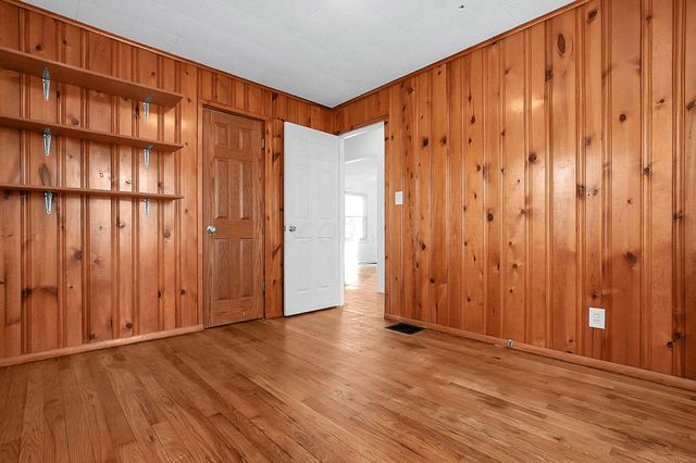 1279 Carolyn Avenue, Columbus, OH 43224