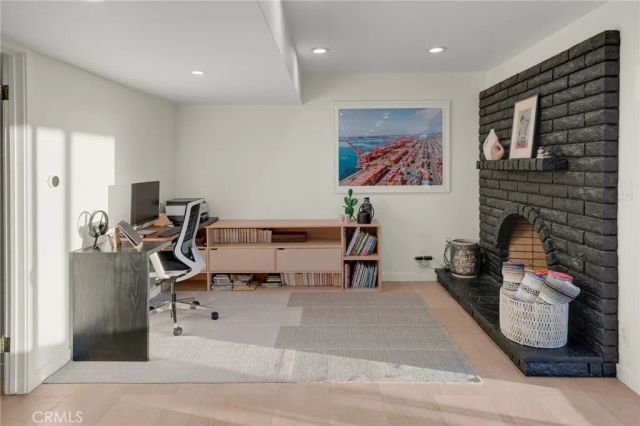3733 Pine, Long Beach, CA 90807