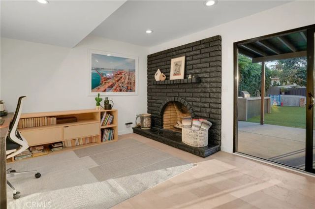3733 Pine, Long Beach, CA 90807