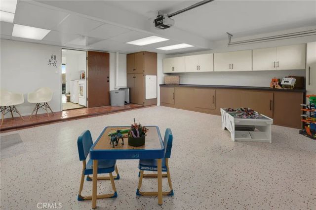 3733 Pine, Long Beach, CA 90807