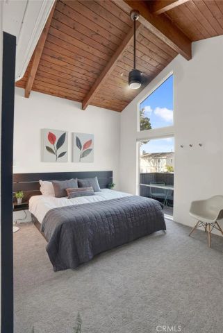 3733 Pine, Long Beach, CA 90807