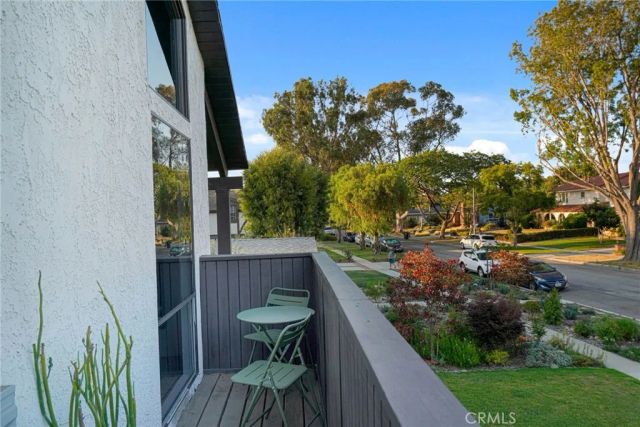 3733 Pine, Long Beach, CA 90807
