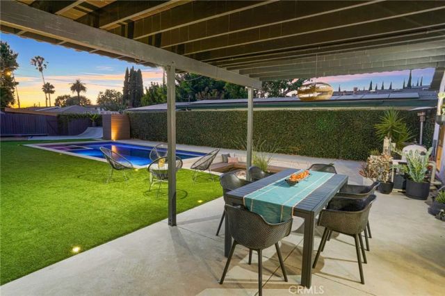3733 Pine, Long Beach, CA 90807