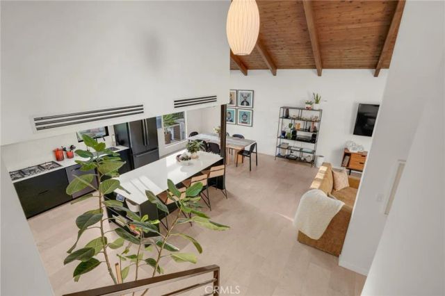 3733 Pine, Long Beach, CA 90807