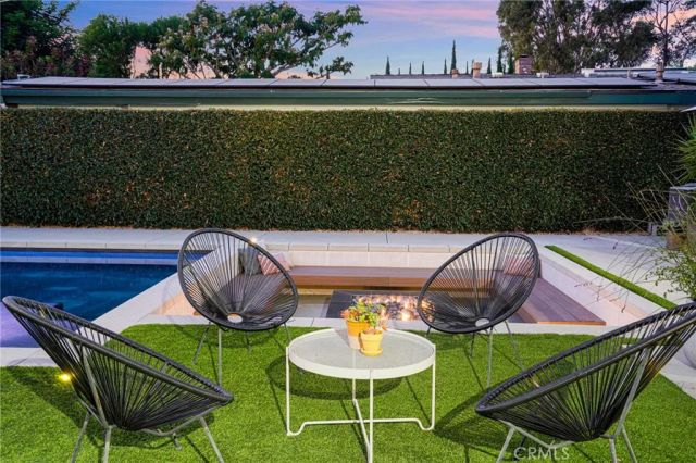 3733 Pine, Long Beach, CA 90807
