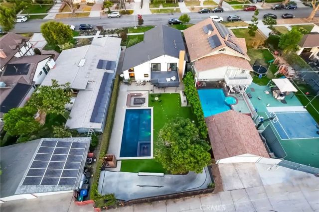 3733 Pine, Long Beach, CA 90807