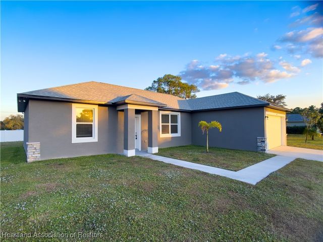 1456 Kyra Avenue, Sebring, FL 33872