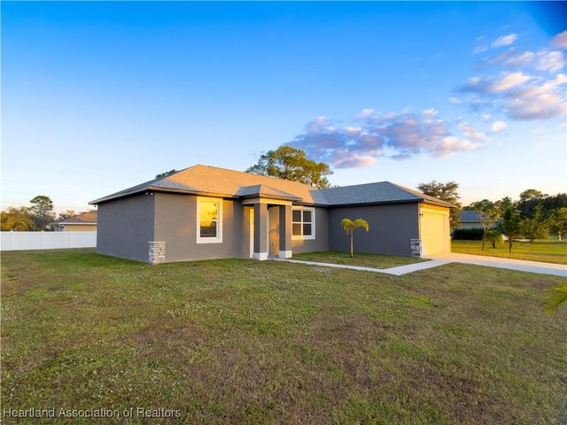 1456 Kyra Avenue, Sebring, FL 33872