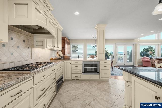 5918 Crystal Ct SE, Salem, OR 97306