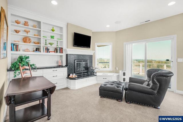 5918 Crystal Ct SE, Salem, OR 97306