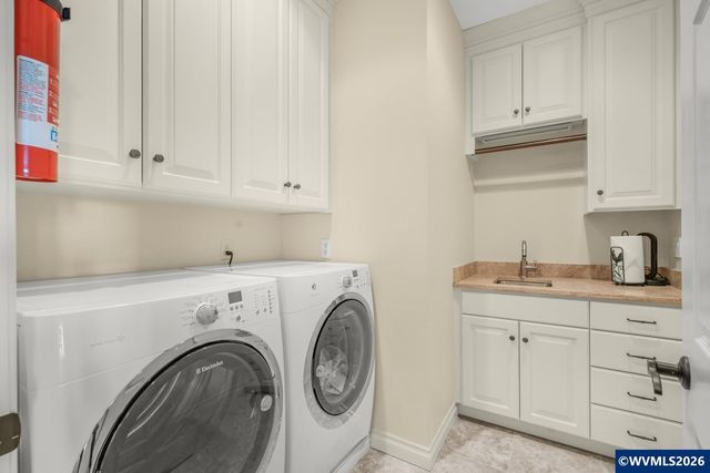 5918 Crystal Ct SE, Salem, OR 97306