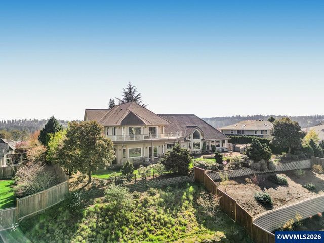 5918 Crystal Ct SE, Salem, OR 97306