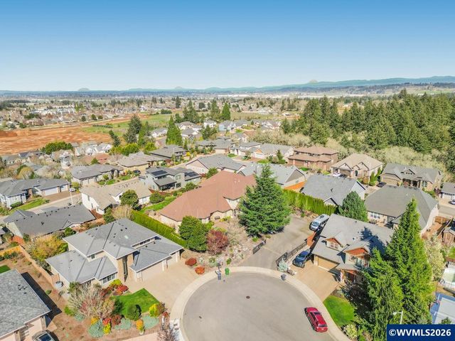 5918 Crystal Ct SE, Salem, OR 97306