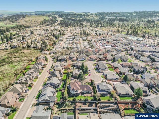 5918 Crystal Ct SE, Salem, OR 97306