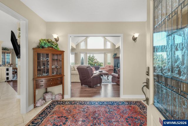 5918 Crystal Ct SE, Salem, OR 97306