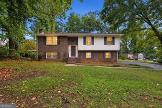 4222 King James Court, Snellville, GA 30039