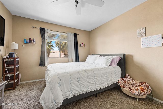 9214 W HAZELWOOD Street, Phoenix, AZ 85037