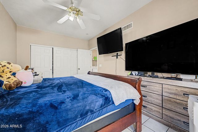 9214 W HAZELWOOD Street, Phoenix, AZ 85037
