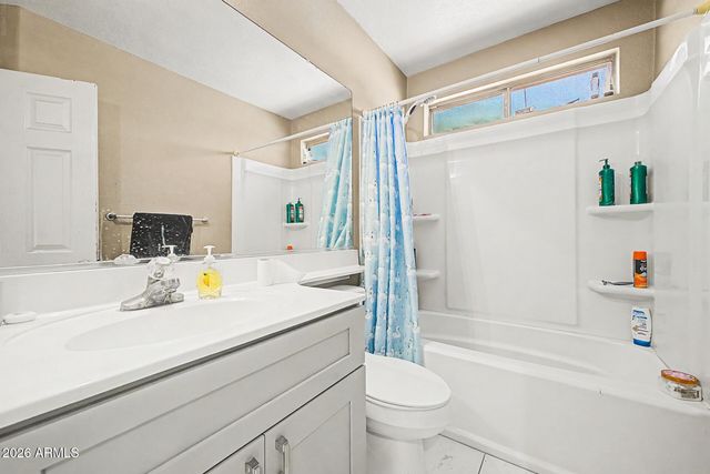 9214 W HAZELWOOD Street, Phoenix, AZ 85037