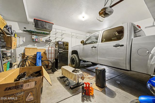 9214 W HAZELWOOD Street, Phoenix, AZ 85037