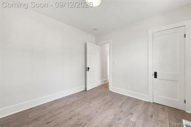 26657 Parkington Street, Roseville, MI 48066
