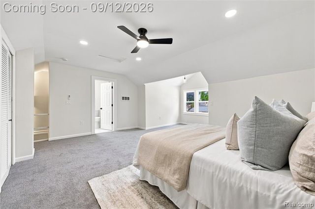 26657 Parkington Street, Roseville, MI 48066