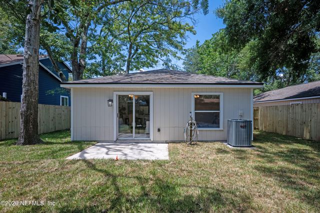 1145 STOCKS Street, Atlantic Beach, FL 32233