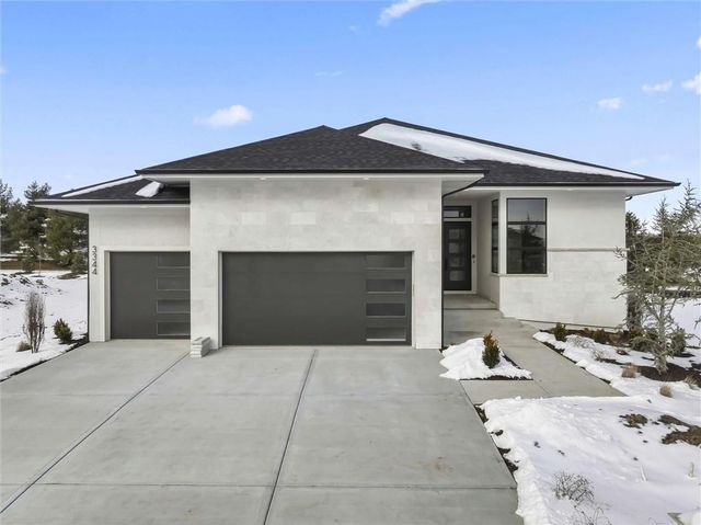 3244 W 133rd Terrace, Leawood, KS 66209