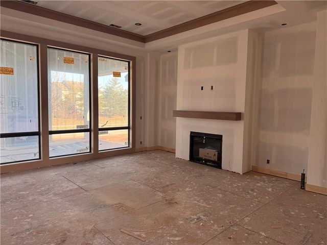 3244 W 133rd Terrace, Leawood, KS 66209