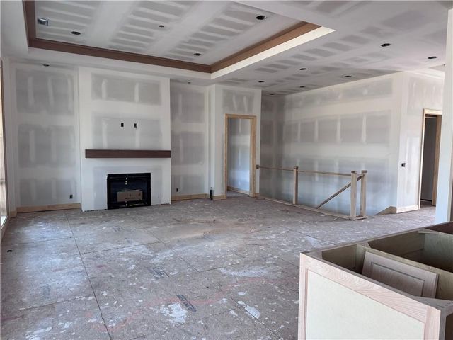 3244 W 133rd Terrace, Leawood, KS 66209