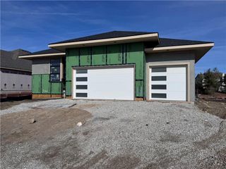 3244 W 133rd Terrace, Leawood, KS 66209