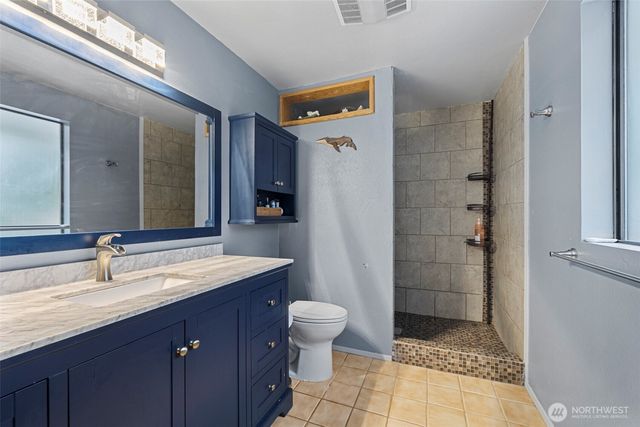 18802 185th Avenue NE, Woodinville, WA 98077