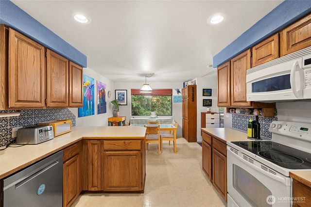 18802 185th Avenue NE, Woodinville, WA 98077