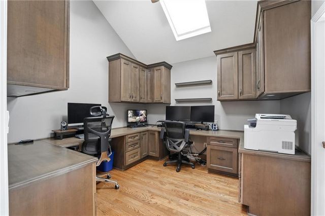 707 NE Sundance Trail, Lee's Summit, MO 64086