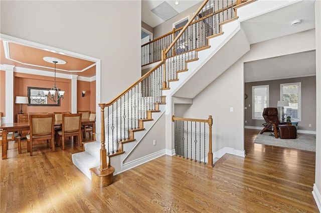 707 NE Sundance Trail, Lee's Summit, MO 64086