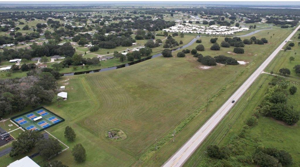 Image 4 of property listing at US 98, Kissimmee, FL 34744