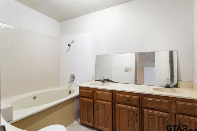 14832 FM 2661, Flint, TX 75762