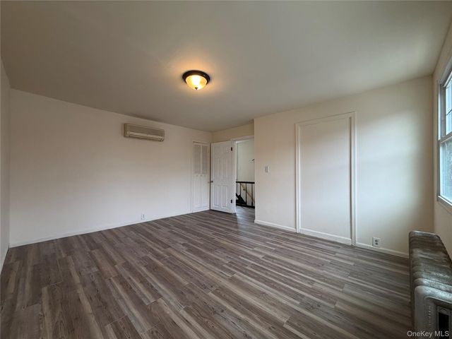 7039 57th Drive, Maspeth, NY 11378