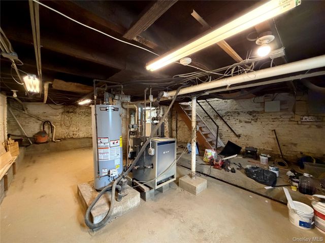 7039 57th Drive, Maspeth, NY 11378