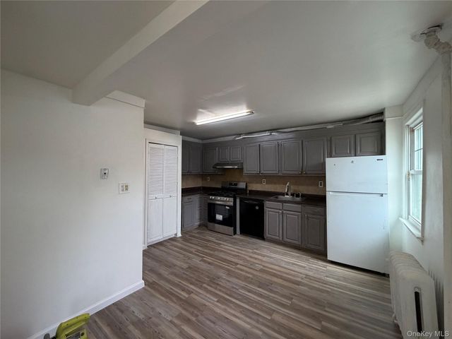 7039 57th Drive, Maspeth, NY 11378