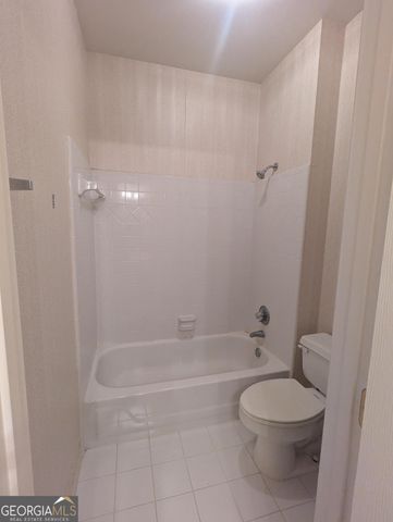 5235 Chaversham Lane, Peachtree Corners, GA 30092