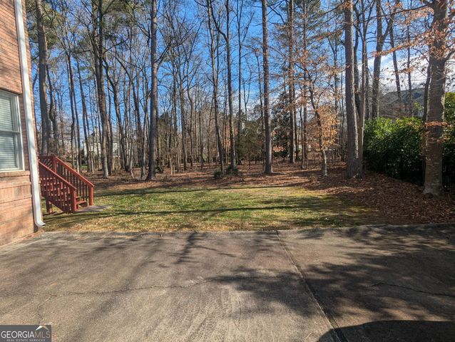 5235 Chaversham Lane, Peachtree Corners, GA 30092