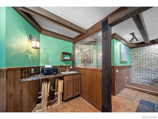 1692 Kiowa Road, Lyons, CO 80540