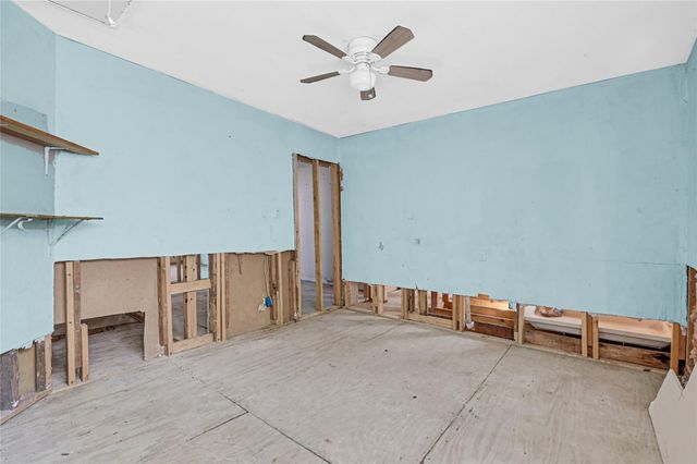 1925 Sunny Drive, Houston, TX 77093