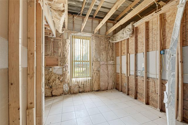 1925 Sunny Drive, Houston, TX 77093