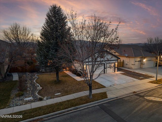 7425 Ash Peak Drive, Sparks, NV 89436