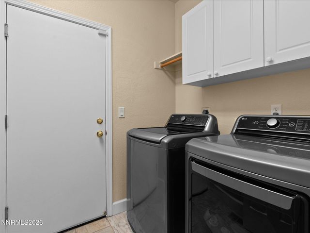 7425 Ash Peak Drive, Sparks, NV 89436